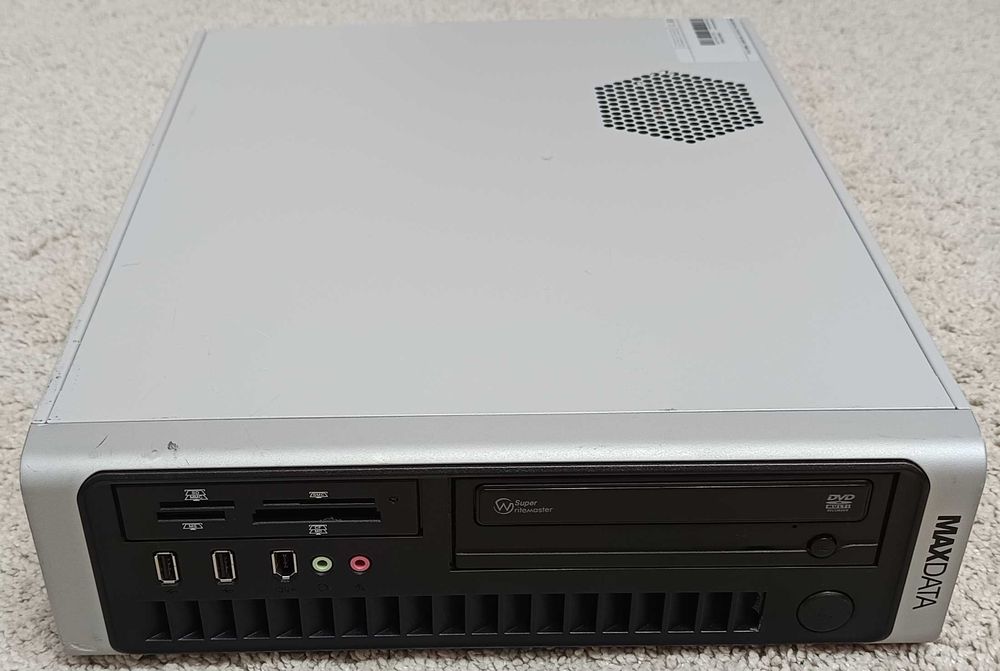 Calculator Unitate PC Gigabyte sff ,AMD Athlon II 3.2 Ghz Ram 8G HDD