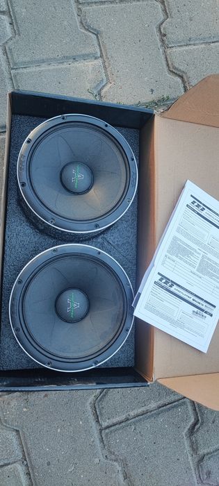 Продам динамики Апокалипсис очень хорошем состоянии пользовался не дол