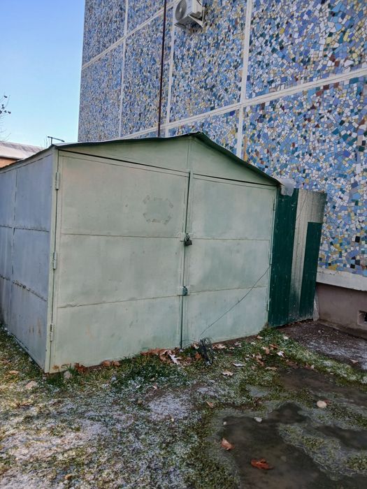 Продаётся переносной гараж.!