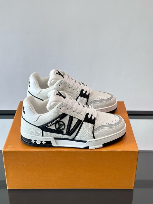 Мъжки обувки LV Louis Vuitton