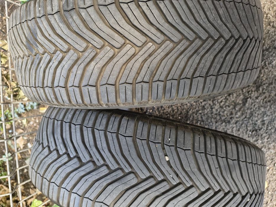 2 Cauciucuri Michelin de iarna