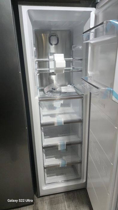 Холодильники и морозильники