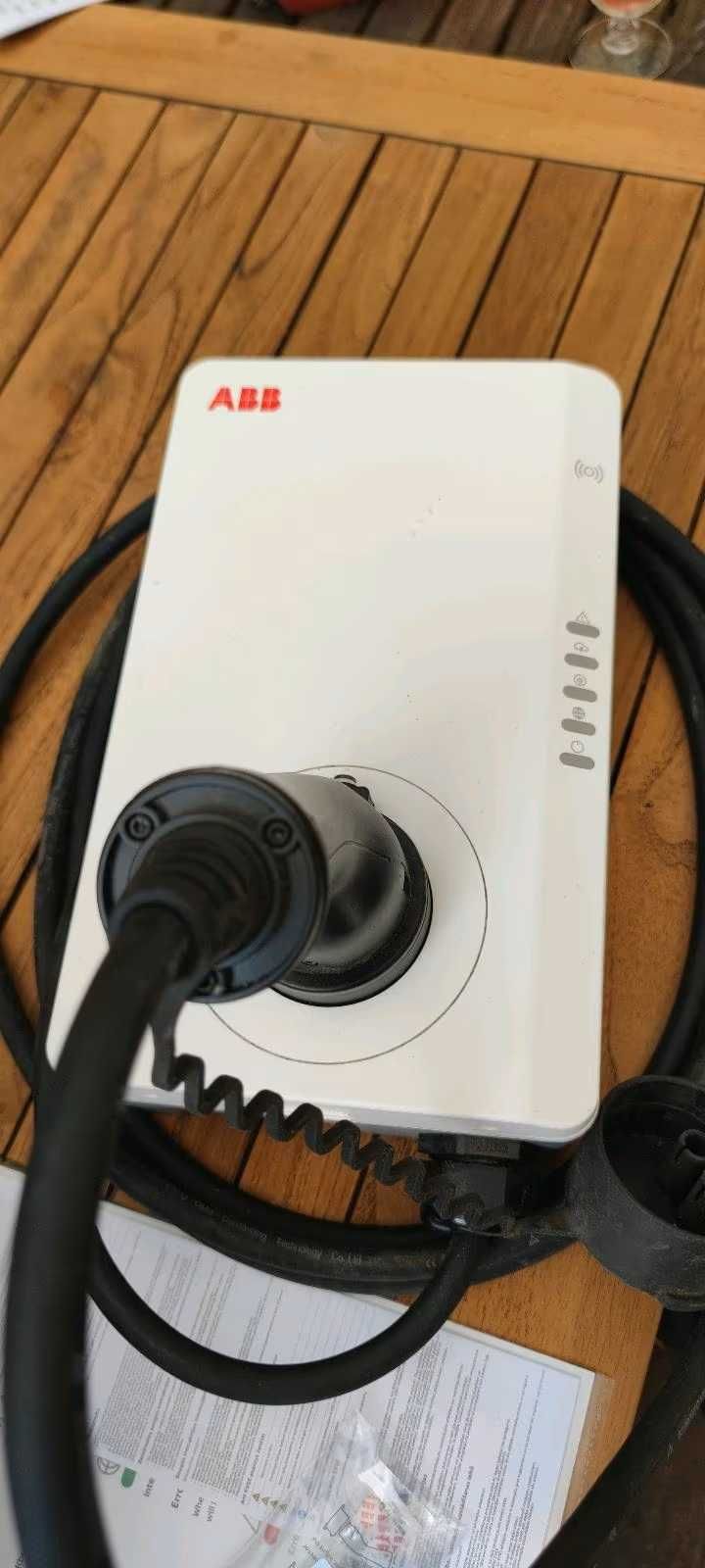 Домашна зарядна станция с кабел 5м. ABB 11KW wallbox като НОВА + RFID