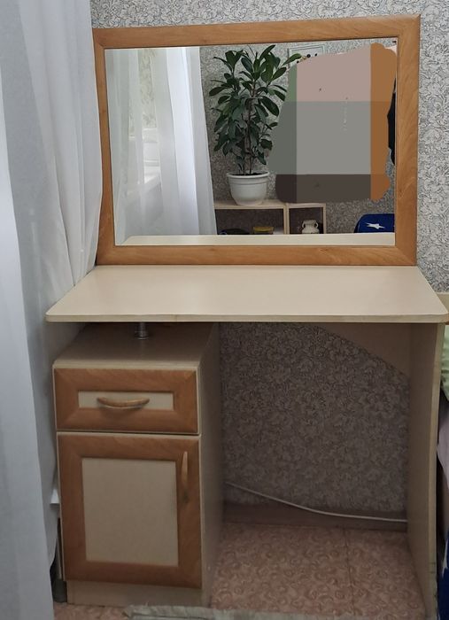 Туалетный столик