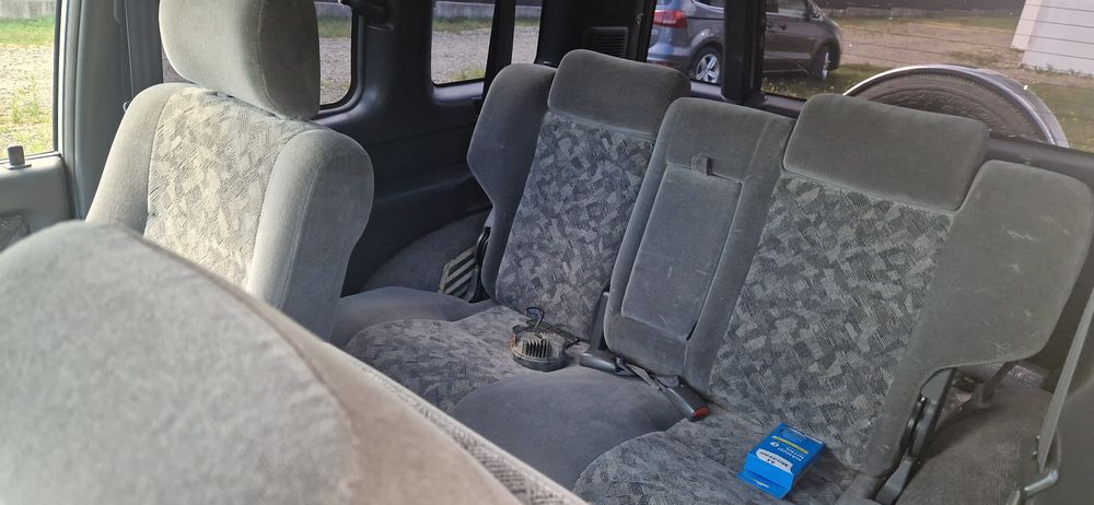 Isuzu trooper 2002 Nissan Toyota