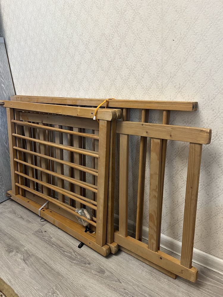 Продается детская кровать с матрасом