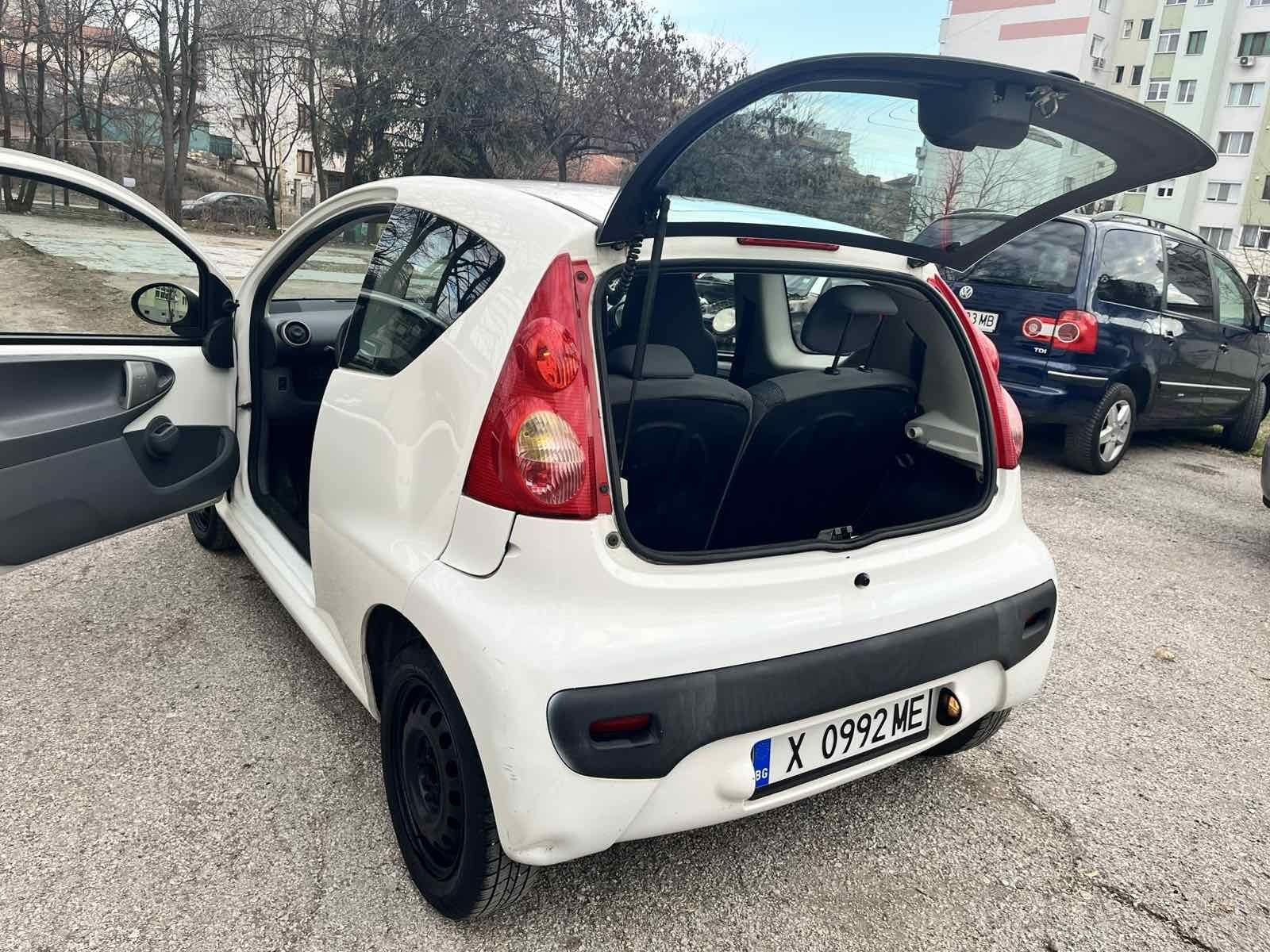 Продавам Peugeot 107