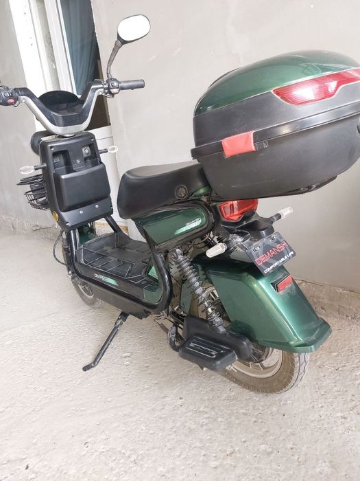 Скутар почти новый