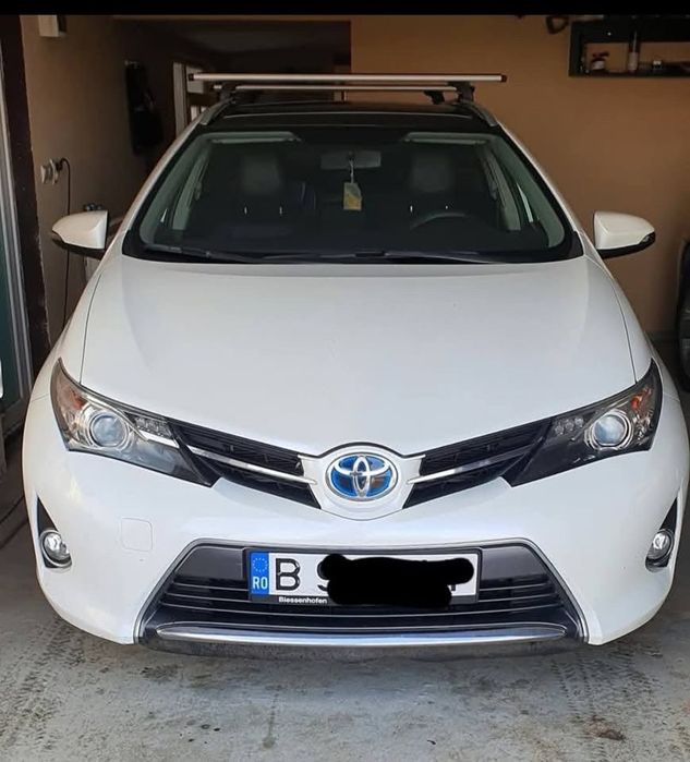 Toyota Auris Baterie hibrid schimbată, acum 2/3 luni, garanție 2 ani la ea.