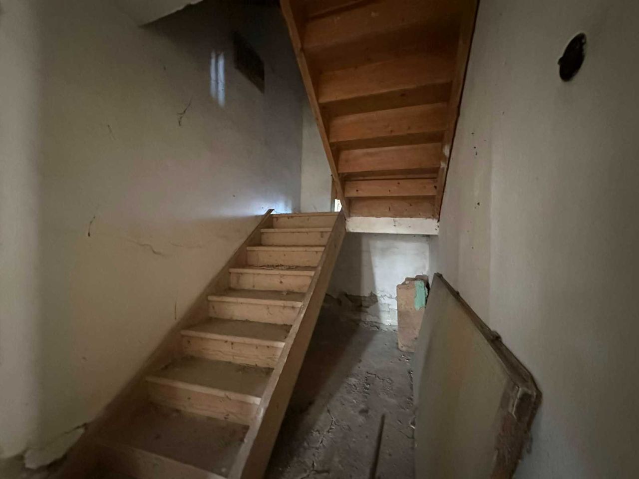 Продава се Къща в с. Караисен, Област Велико Търново - 160 кв.м за 104 €/кв.м - Снимка #10