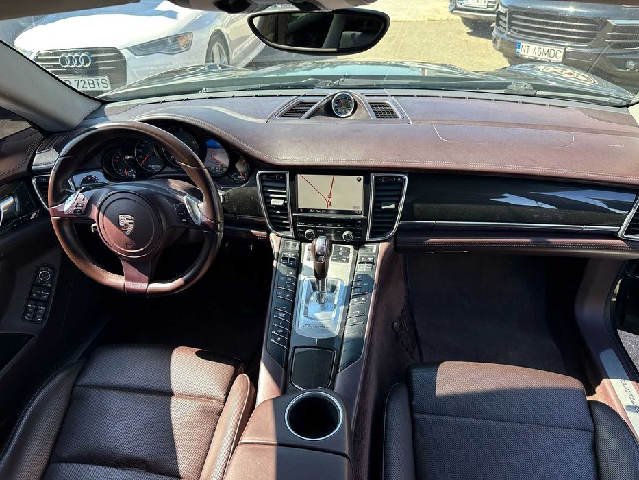 Porsche Panamera 3,0 tdi 2012 GTS moka-brown full accept variante !