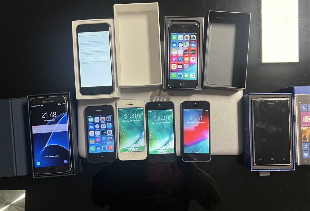 Vand telefoane functionale