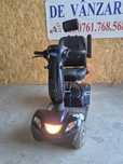Cărucior scuter electric