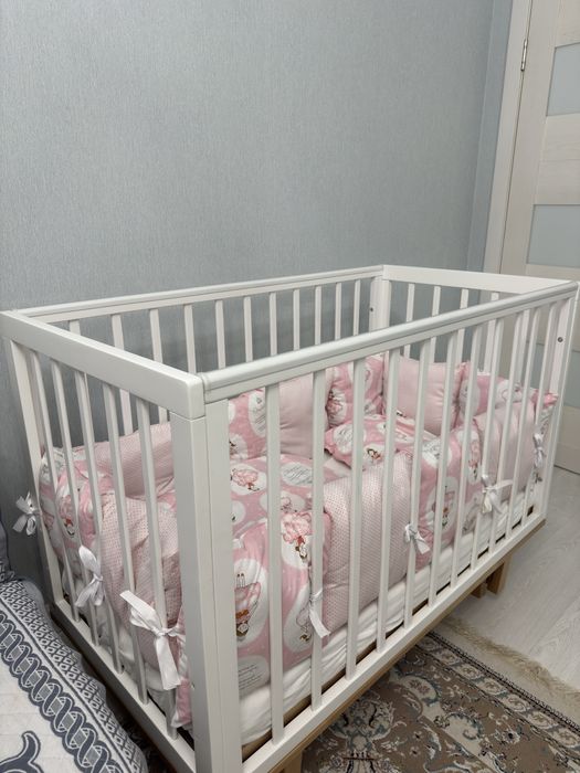 Детская кровать с бортиками