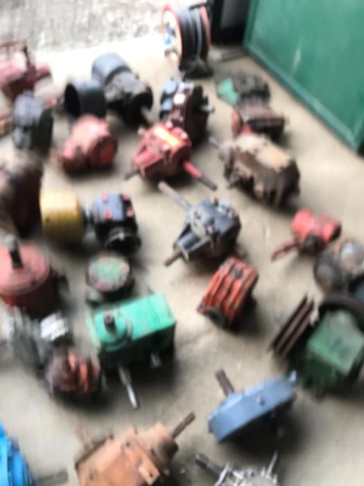 Grupurii Freza.     .