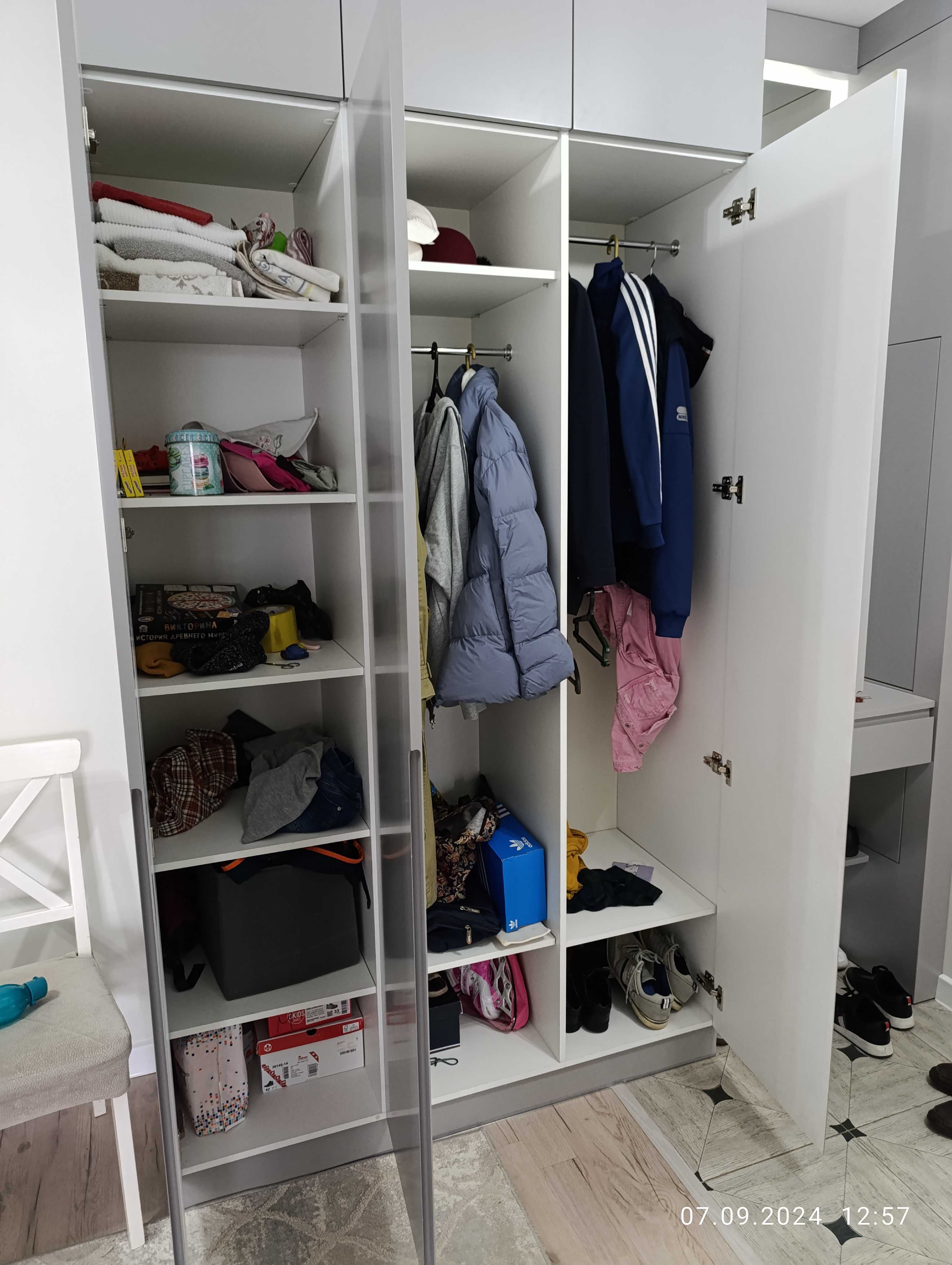 Шкаф для прихожей