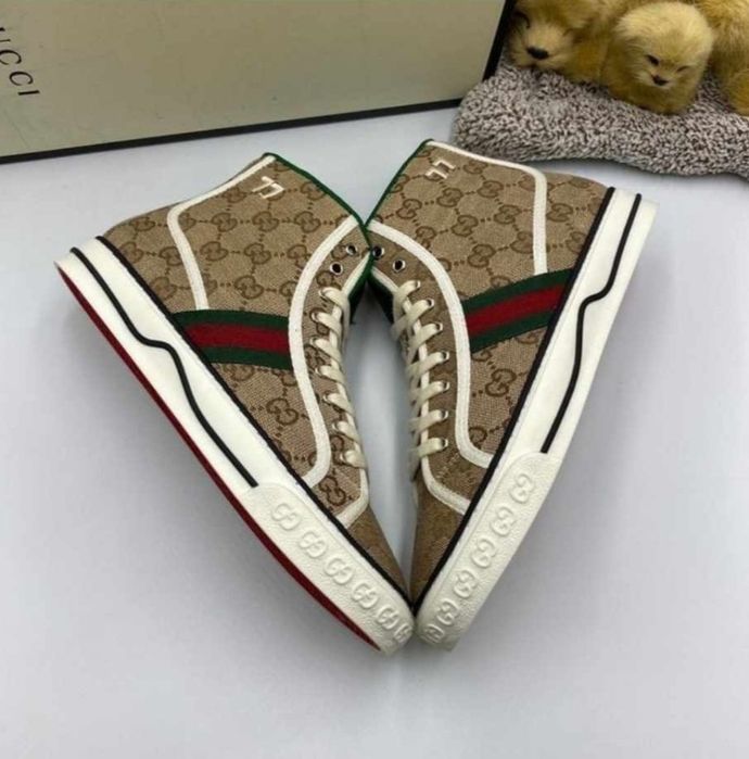 Ghete LouisVuitton 39