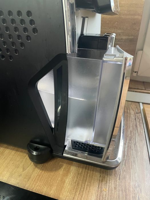 Saeco XELSIS -кафе автомат.