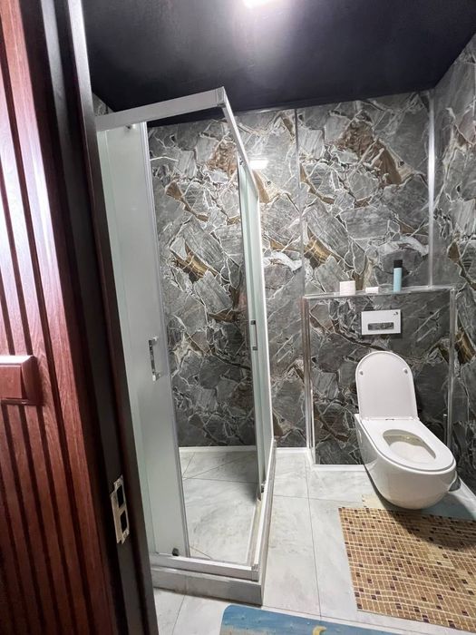 АРЗОН ХОВЛИ срочно сотилади!! Аэропорт олди