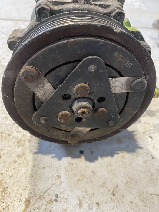 Compresor clima / ac Peugeot Citroen 2.0 hdi cod9659876080