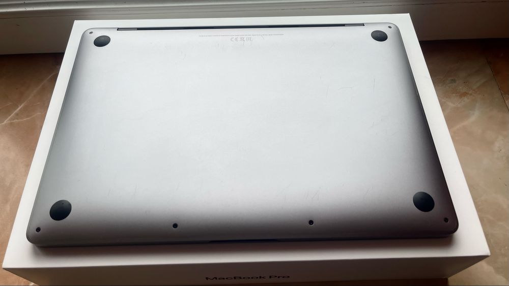 MacBook Pro 13”, M1, 512 GB