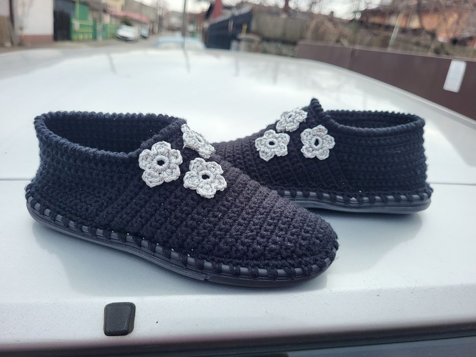 Pantofi crosetati pt fetițe