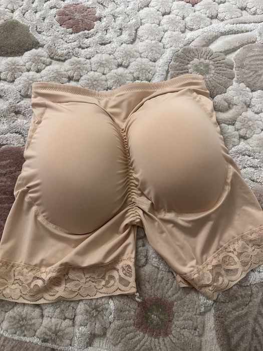 Colanti cu push-up , vin identic ca in poza