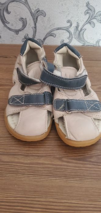 Сандали детские кожа