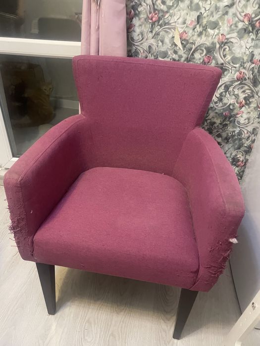 Продам стулья на кухню