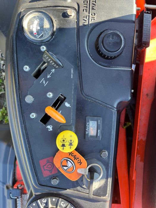 Tractor de tuns iarba profesional KUBOTA Z724