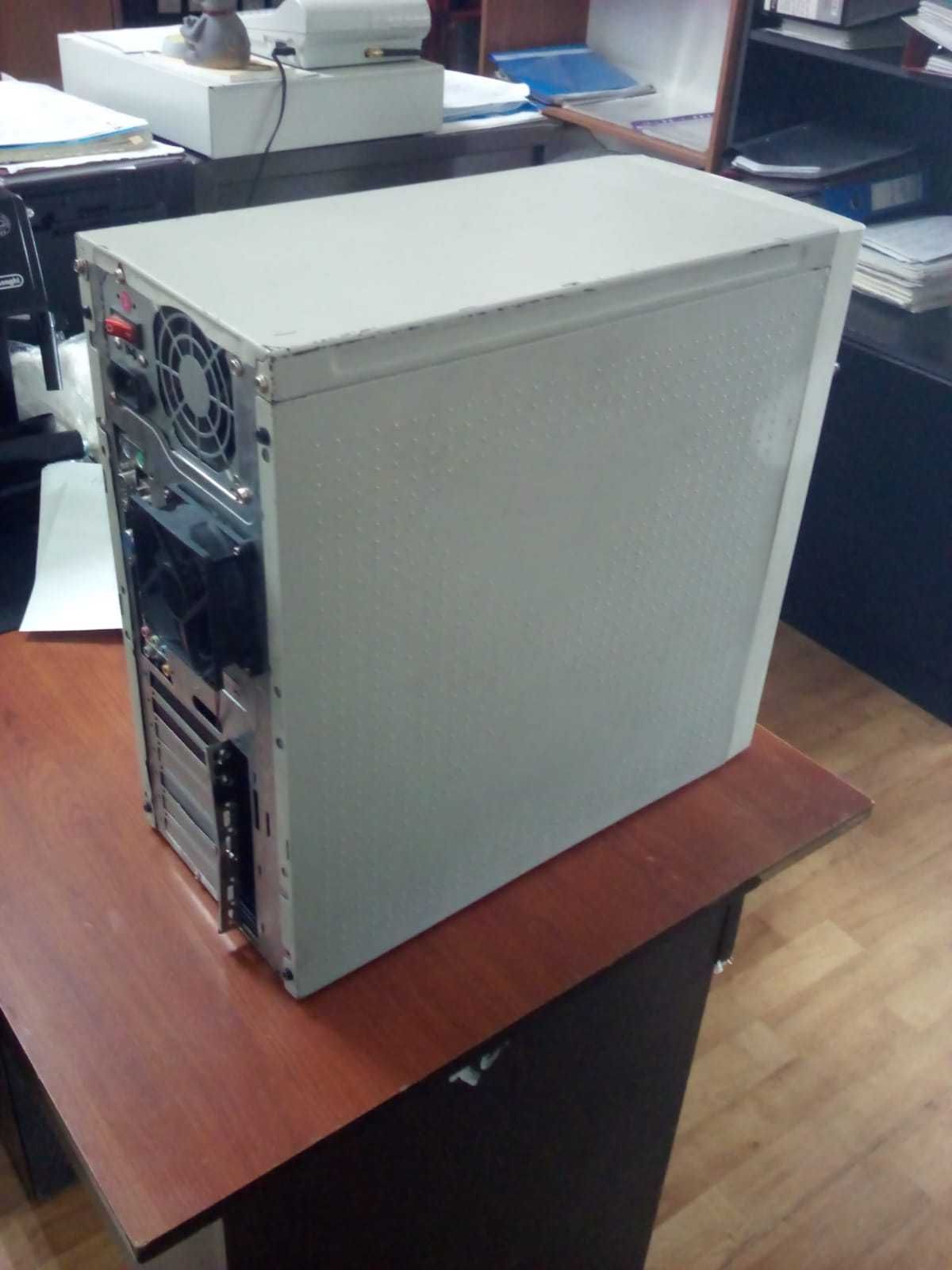 Лазерный принтер + Компьютер (P4 3.06 Ghz/1Gb DDR2/320HDD) + Монитор