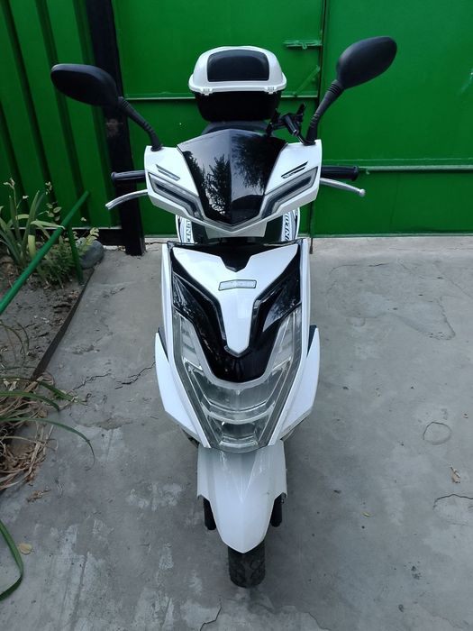 СРОЧНО мопед ЯМАХА 180куб