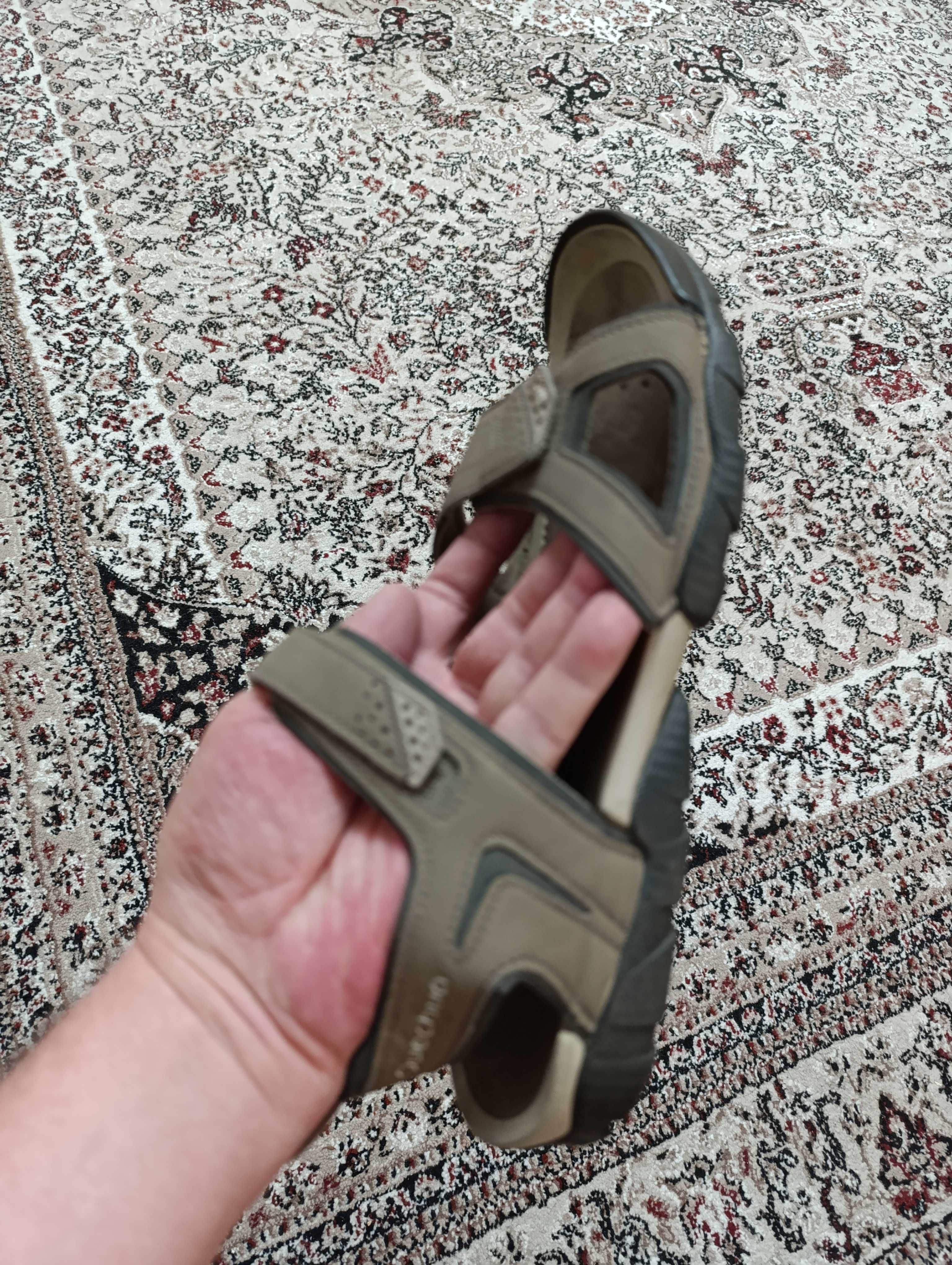 Продам мужские  летние сандали,43 размер,недорого