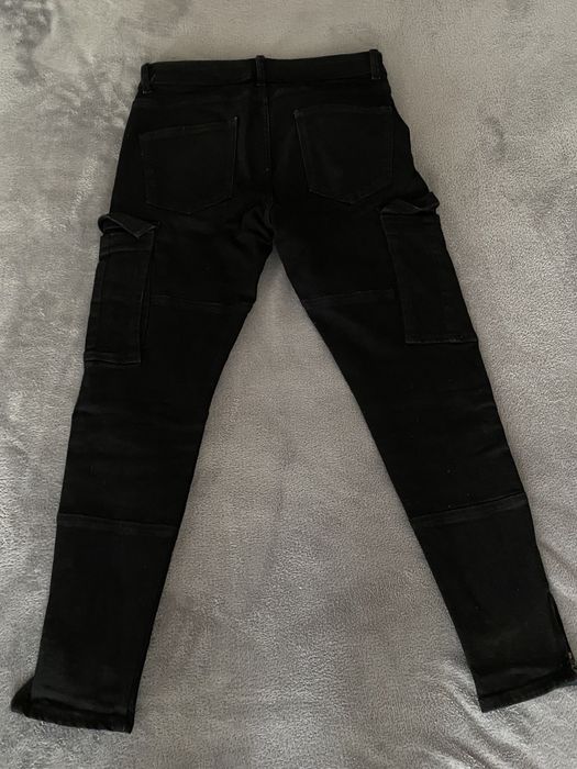 De vânzare 3 perechi de pantaloni