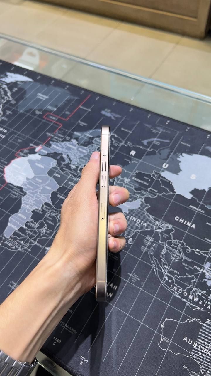 Iphone 16pro max J/A 256