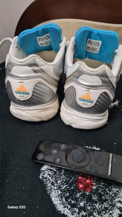 Adidasi 41 în stare ok.preț 50 lei