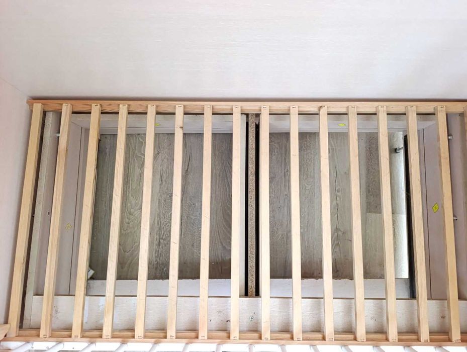 ПОДАРЯВАМ детска кошара с размери 125/70/105