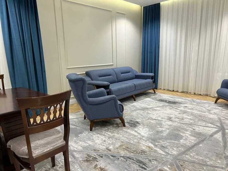 Аренда  2 комнатной квартиры на улице Бобур рядом с Piramit Tower ID01