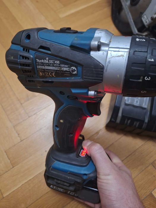 Set MAKITA - filetanta, fierastrau circular, acumulator, incarcator