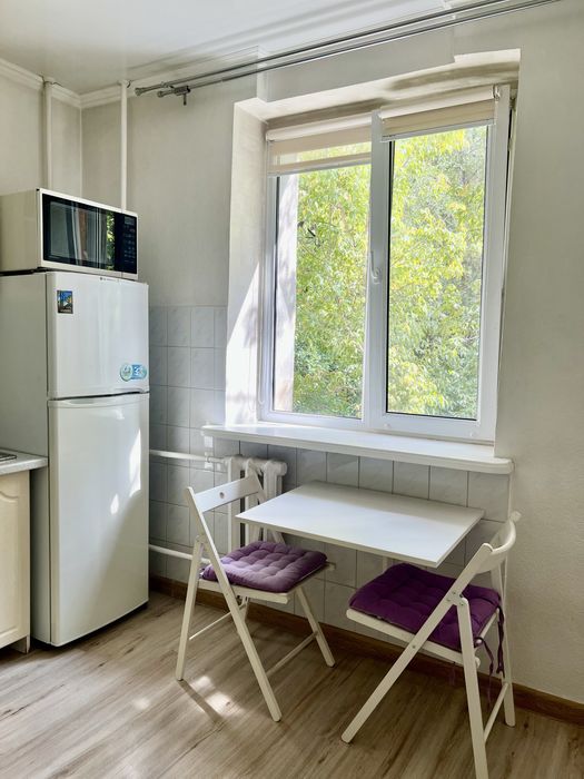 Сдам однокомнатеую квартиру Достык Чайкиной3а