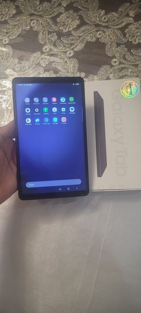 Планшет Samsung Galaxy Tab A9 8/128GB Black Planshet 4G Kak Novi Full