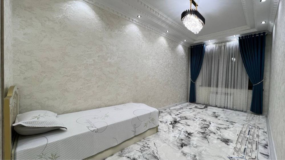 Продается 3 ком. Квартира площадью 104 кв.м. В Вокзале ор. Караван
