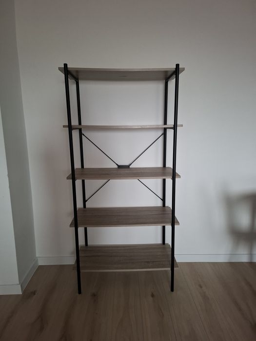 Etajeră Vandborg Jysk 5 rafturi stejar, se vinde numai în Oradea