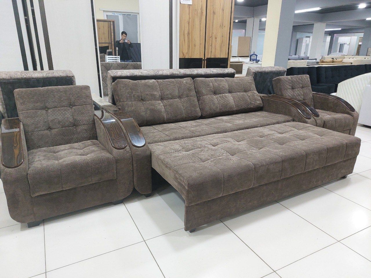 Комплект диван и два кресла