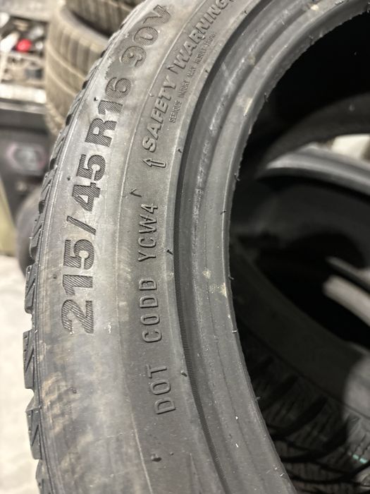 215/45/16 anvelope iarna M+S Viking