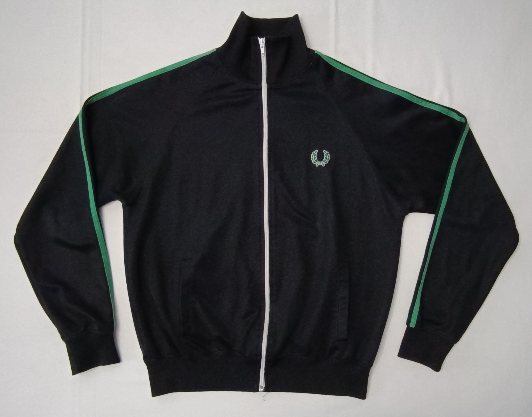 Fred Perry Sweatshirt оригинално горнище S черен суичър горница