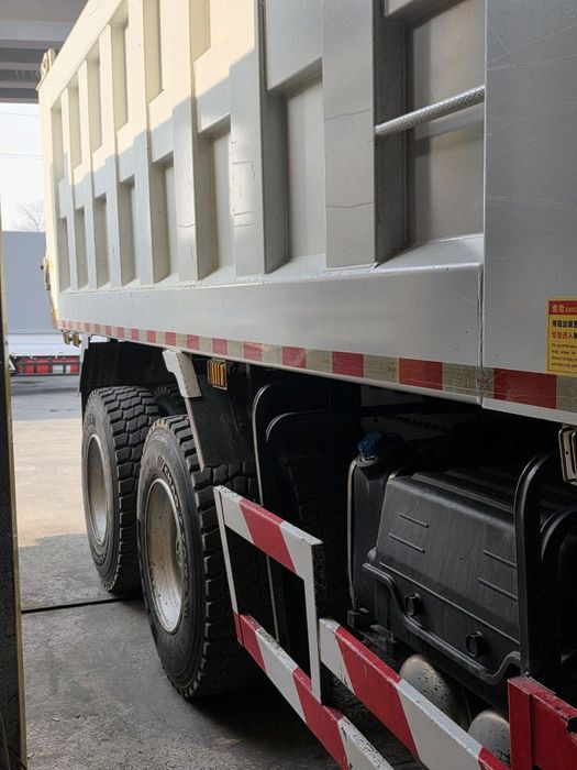 Salondan chiqganiga 1 yil bumadi xali