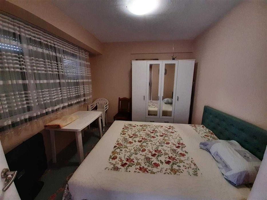 Двустаен имот в кв.Овча купел 1
