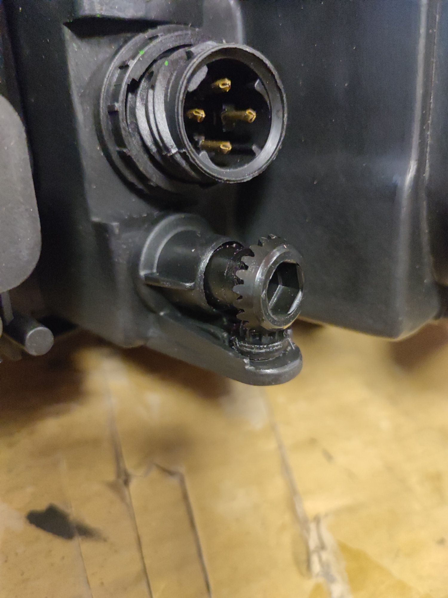 Фарове БМВ Е36 Нови Стъклени с лупи ДЕПО BMW E36 Depo farove