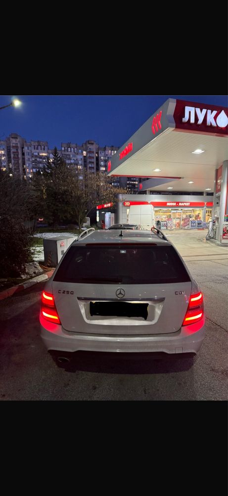 Mercedes Benz C klass 250 W204 На Частии